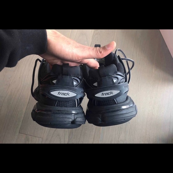 BALENCIAGA TRACK SNEAKER - Picture 3 of 5